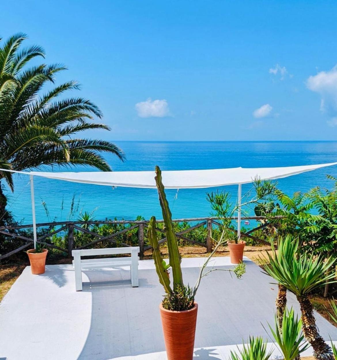 Residence Esmeraldo Capo Vaticano Luaran gambar